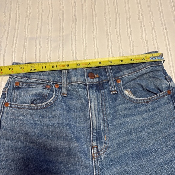 ⭐️ EUC Madewell Slim Crop Boy Jean Chewed Hem - SIZE 25 - Picture 11 of 13